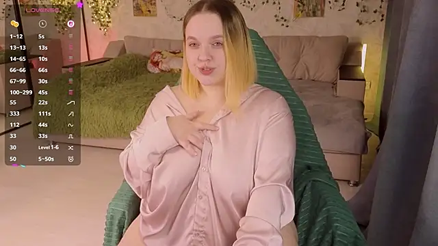 Aki nohana online show from 25, 10, 2025