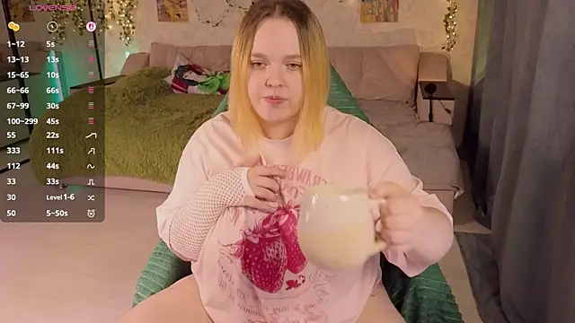 Aki nohana online show from 3, 10, 2025