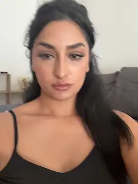Mia spicyy online show from 3, 6, 2026