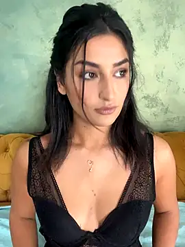 Mia spicyy online show from 26, 10, 2025