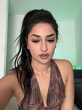 Mia spicyy online show from 8, 7, 2026