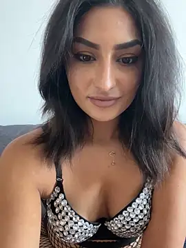 Mia spicyy online show from 5, 11, 2025