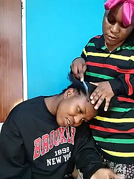 Snapshot of BlondieBitch chatting on 28, 11, 2025 BlondieBitch online show from 28, 11, 2025