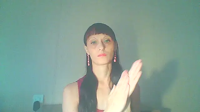 Snapshot of Irivana chatting on 2, 10, 2025 Irivana online show from 2, 10, 2025