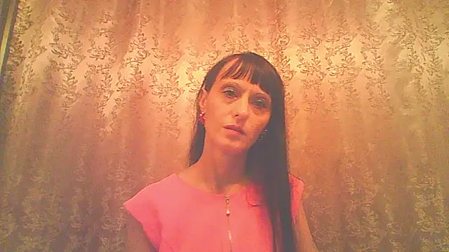 Snapshot of Irivana chatting on 4, 10, 2025 Irivana online show from 4, 10, 2025