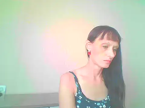 Snapshot of Irivana chatting on 12, 10, 2025 Irivana online show from 12, 10, 2025