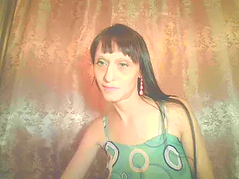 Snapshot of Irivana chatting on 12, 10, 2025 Irivana online show from 12, 10, 2025
