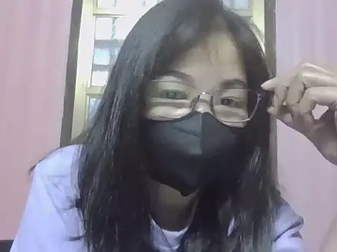 Snapshot of AmyChan086 chatting on 22, 12, 2025 AmyChan086 online show from 22, 12, 2025