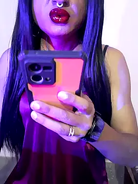 Cutie-Whiskey1 online show from 1, 11, 2025