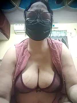 thehotlady online show from 3, 4, 2026