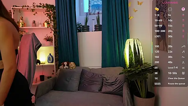 Alexis Love  online show from 24, 10, 2025