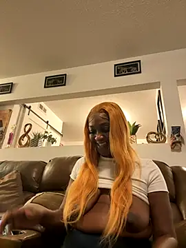 Snapshot of GoddessScott chatting on 19, 10, 2025 GoddessScott online show from 19, 10, 2025