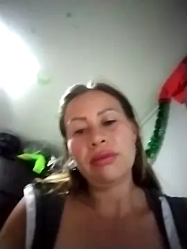 LaraCaliente online show from 20, 11, 2025