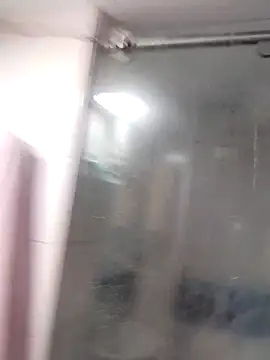 LaraCaliente online show from 14, 4, 2026