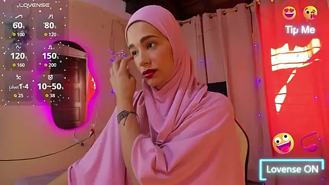 ShanaJamil online show from 26, 9, 2025