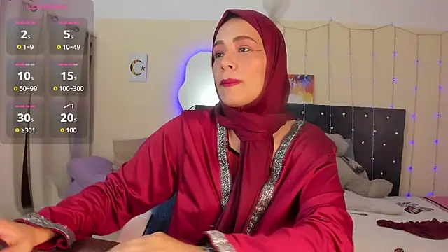ShanaJamil online show from 11, 5, 2026