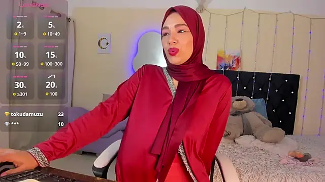 ShanaJamil online show from 16, 4, 2026