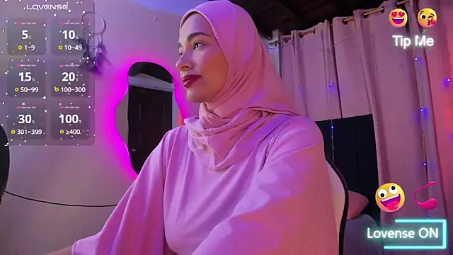 ShanaJamil online show from 1, 10, 2025