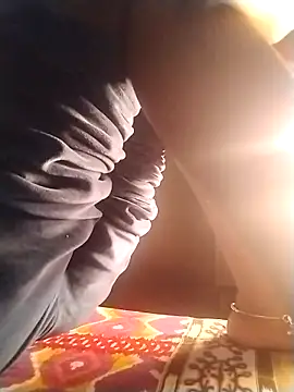 Snapshot of Rapunzal chatting on 19, 12, 2025 Rapunzal online show from 19, 12, 2025