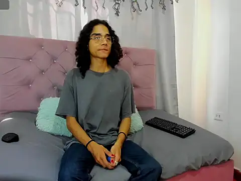 EthanBlackwoodd online show from 11, 11, 2025