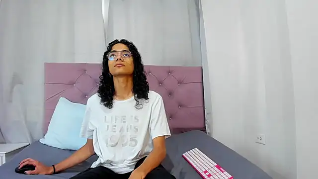 EthanBlackwoodd online show from 16, 2, 2026