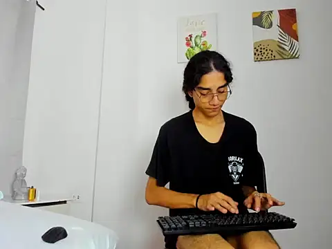 EthanBlackwoodd online show from 7, 10, 2025