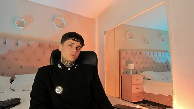 Declan-Fox online show from 27, 10, 2025