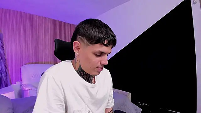 Declan-Fox online show from 25, 9, 2025