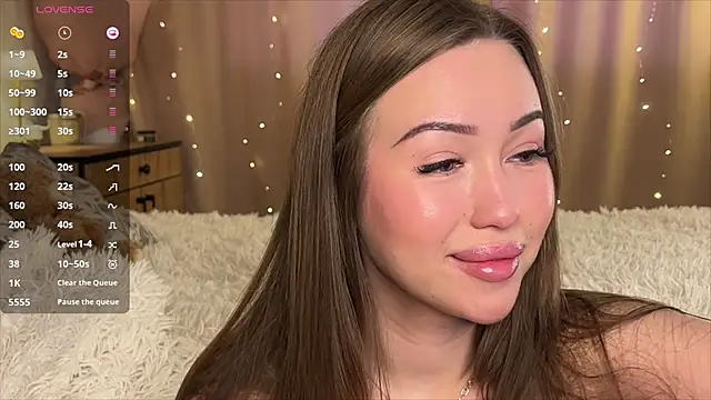 Amelia Ray  online show from 16, 4, 2026