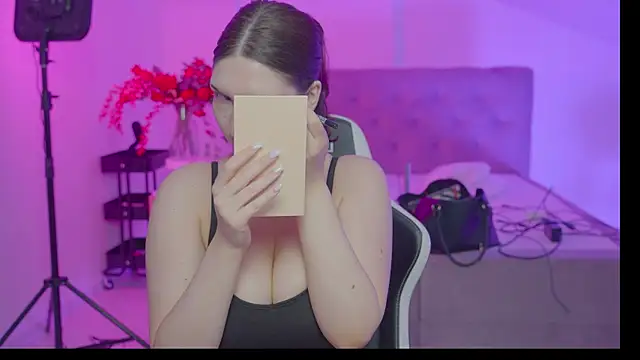 Jessasmith online show from 23, 11, 2025