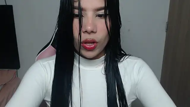 MayaScott11 online show from 11, 5, 2026