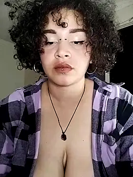 Julie wallace online show from 7, 11, 2025