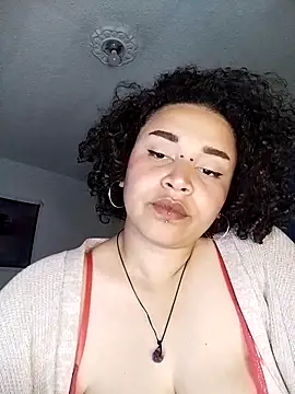 Snapshot of Julie_wallace chatting on 21, 12, 2025 Julie wallace online show from 21, 12, 2025