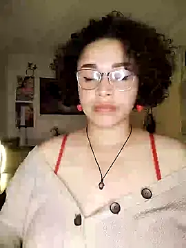 Julie wallace online show from 5, 10, 2025