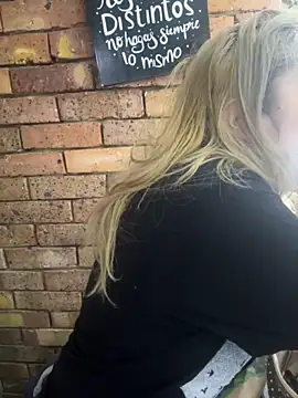 AlissaSpellman online show from 12, 10, 2025