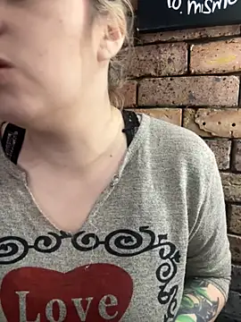 AlissaSpellman online show from 2, 10, 2025