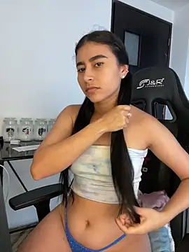 Isabella Montoya online show from 26, 9, 2025