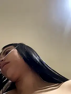 Isabella Montoya online show from 8, 10, 2025