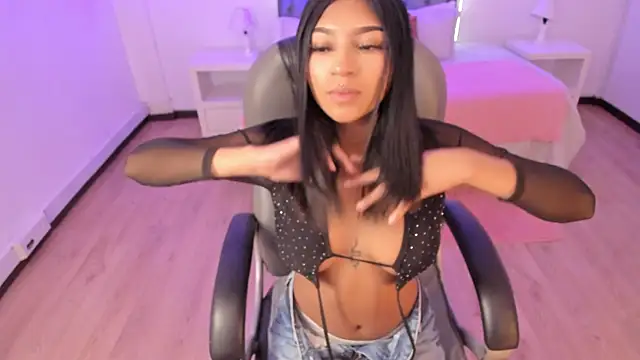 Sofia collen  online show from 15, 1, 2026