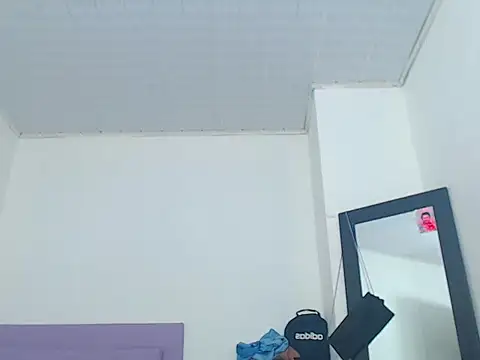 whitneytt online show from 22, 11, 2025