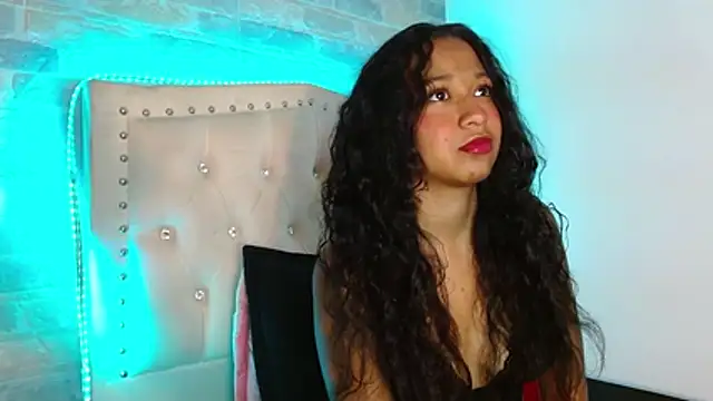 oliviarichard  online show from 20, 11, 2025