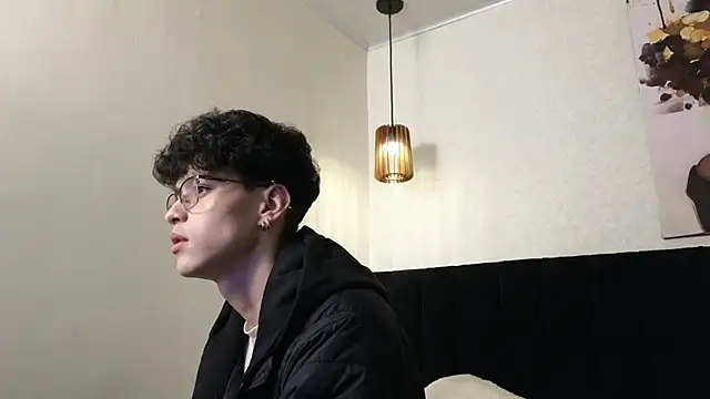  ruby red online show from 3, 10, 2025