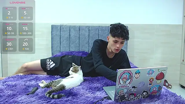  ruby red online show from 10, 11, 2025