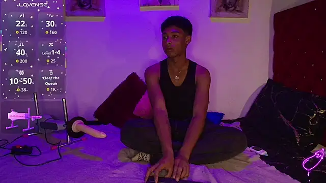 Snapshot of CoffeNaughty_nom chatting on 27, 9, 2025 CoffeNaughty nom online show from 27, 9, 2025