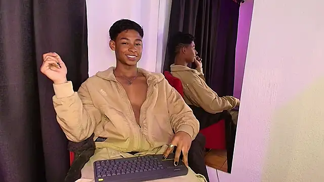 Snapshot of CoffeNaughty_nom chatting on 20, 9, 2025 CoffeNaughty nom online show from 20, 9, 2025