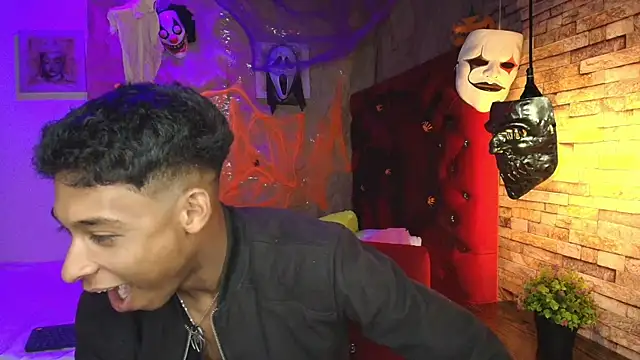 Snapshot of CoffeNaughty_nom chatting on 24, 10, 2025 CoffeNaughty nom online show from 24, 10, 2025