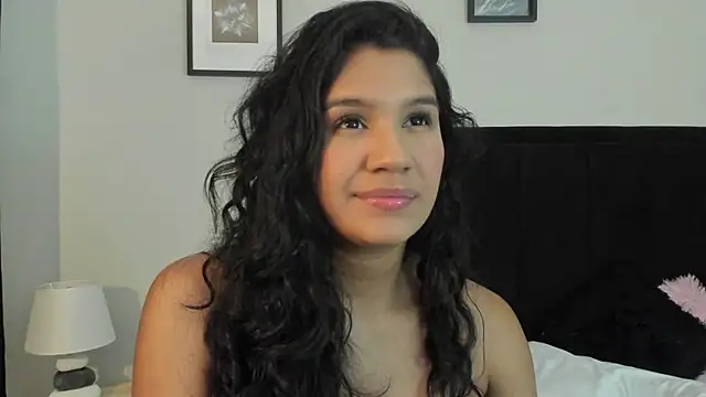 Lyria Diamond online show from 30, 11, 2025