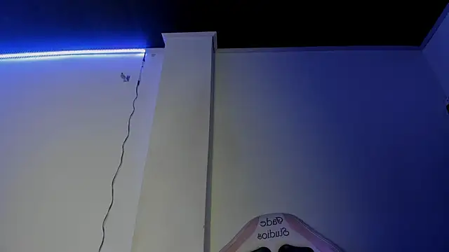 abbiecollins js online show from 3, 4, 2026