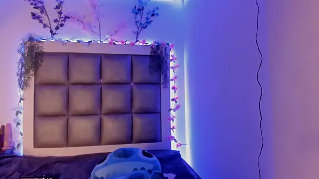 Snapshot of abbiecollins_js chatting on 12, 2, 2026 abbiecollins js online show from 12, 2, 2026