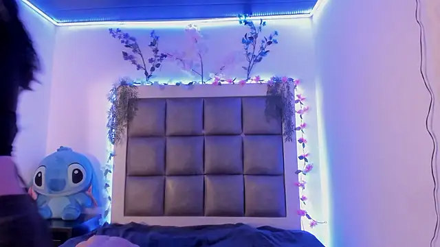 Snapshot of abbiecollins_js chatting on 19, 2, 2026 abbiecollins js online show from 19, 2, 2026